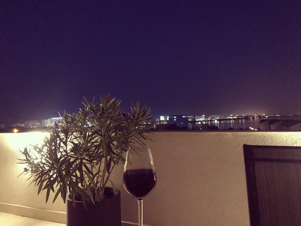 Mamaia Moments Villa, Mamaia Nord Navodari Bagian luar foto